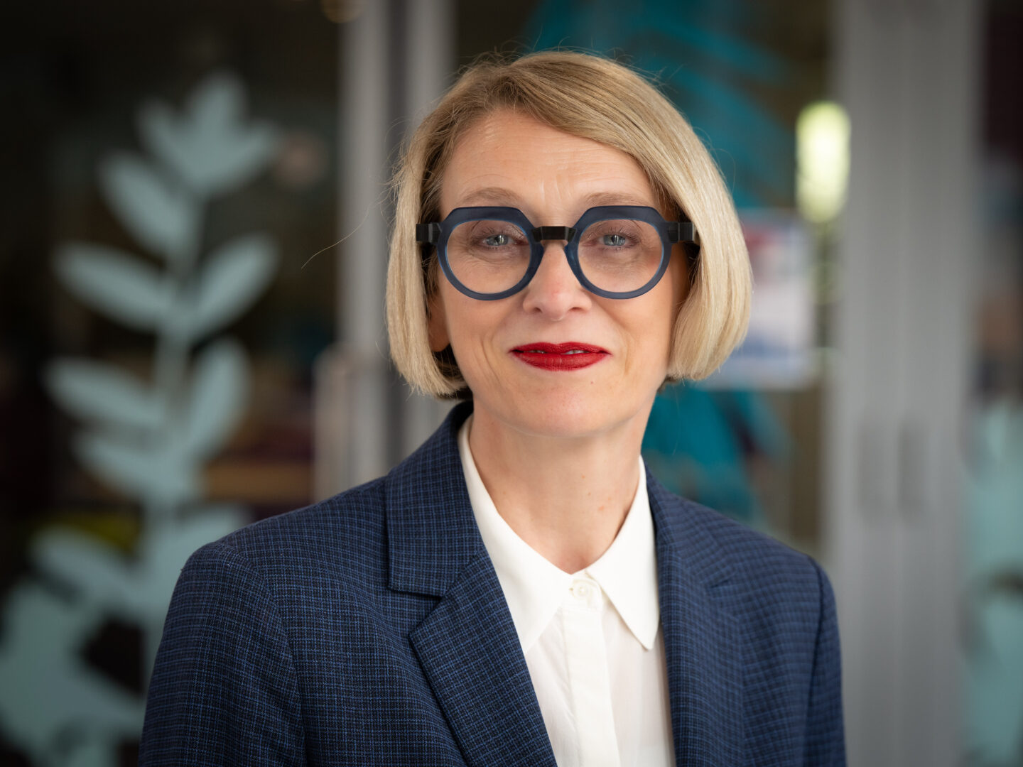 Headshot of Fiona Smith